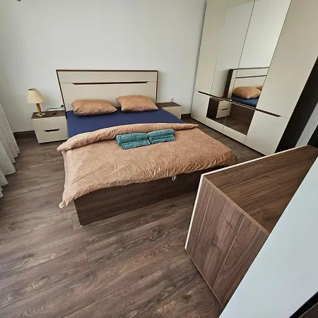 Apartment Апартамент Хайди